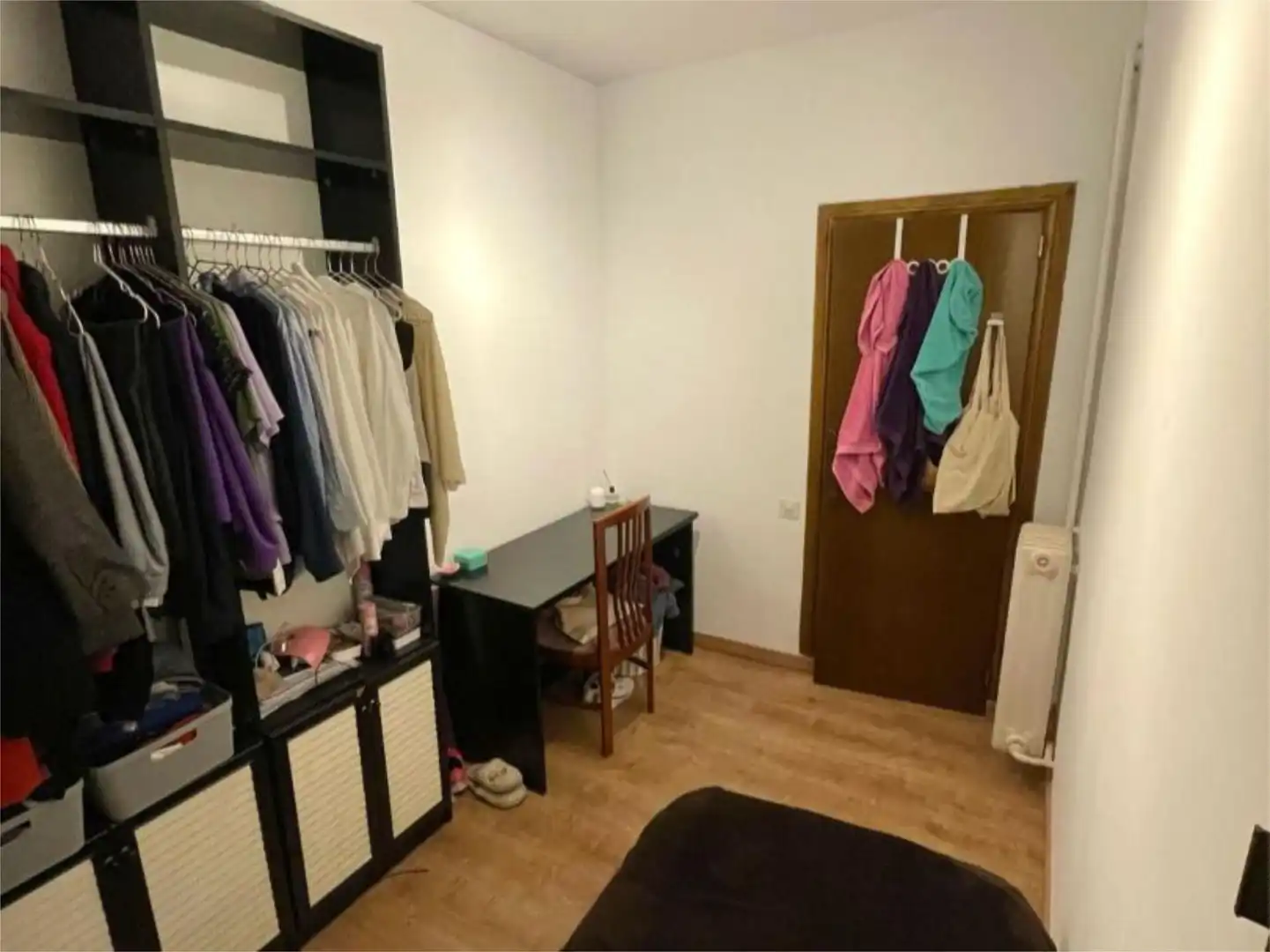 Room in Carrer de Berlín, 62, Sants Bedroom of Flat for share in Barcelona with Heating, Terrace and Furnished