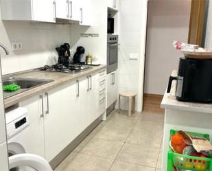 Kitchen of Flat to share in  Barcelona Capital  with Heating, Terrace and Furnished