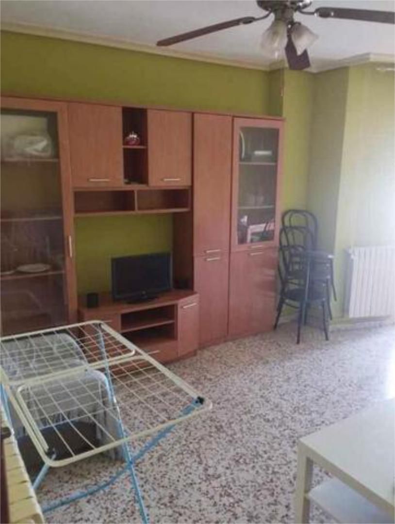 Habitación de Piso para compartir en  Albacete Capital