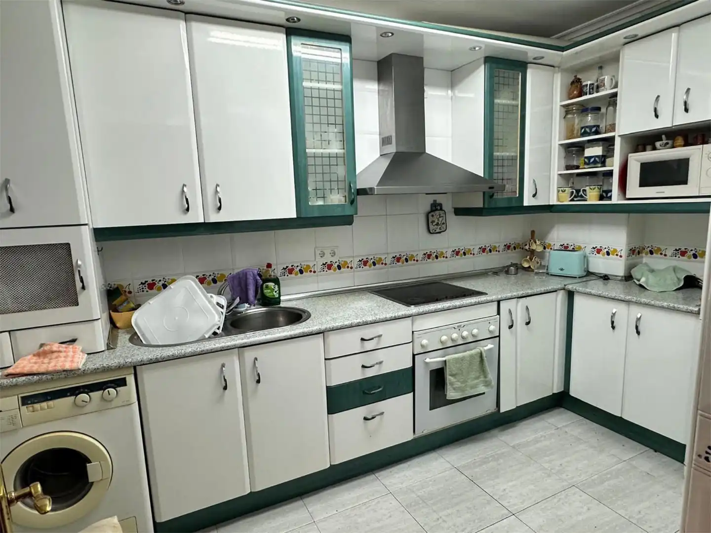 Kitchen of Flat for sale in Cistérniga  with Terrace and Swimming Pool