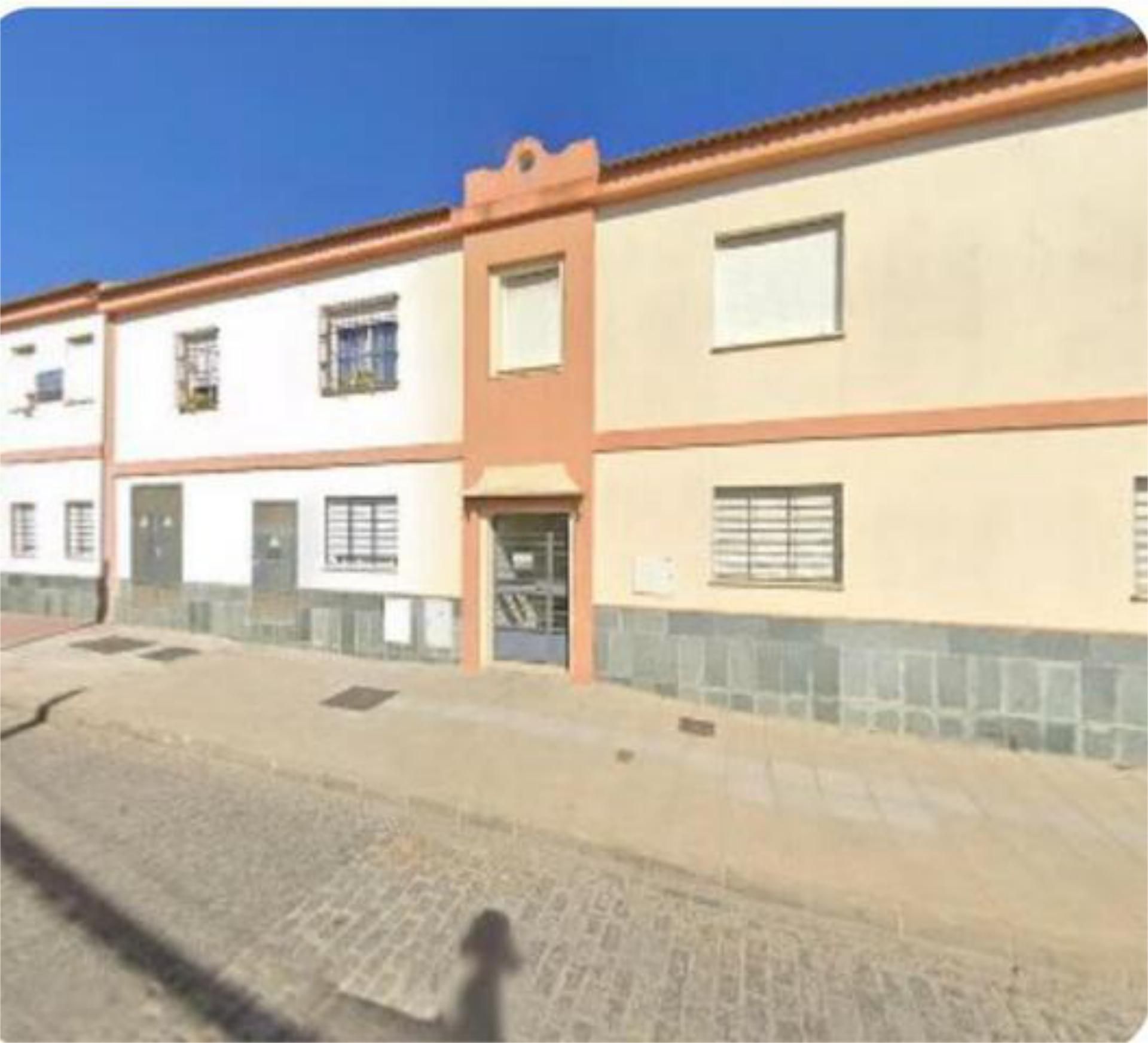 Vista exterior de Garatge de lloguer en Pilas