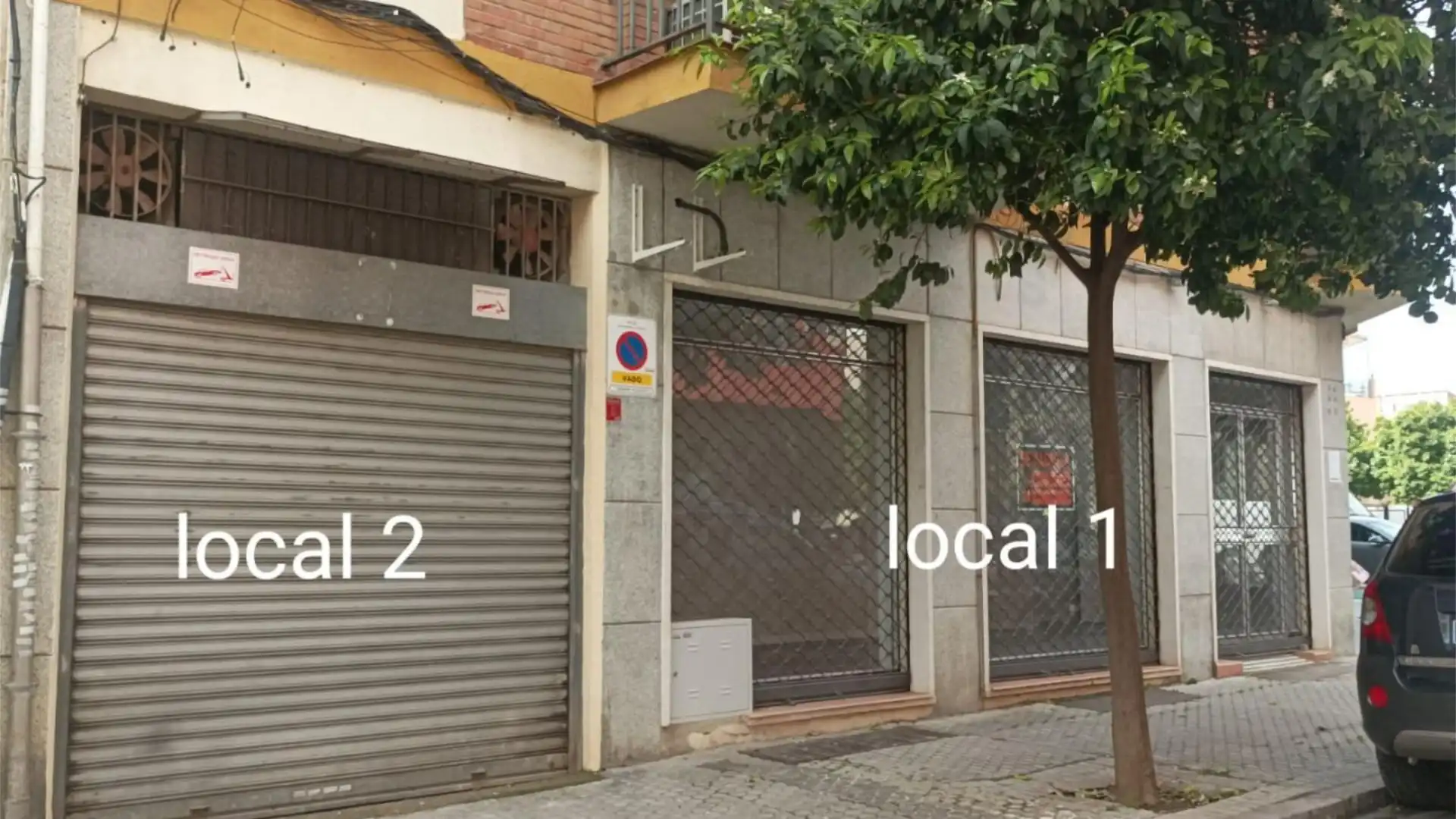 Vista exterior de Local de alquiler en  Sevilla Capital