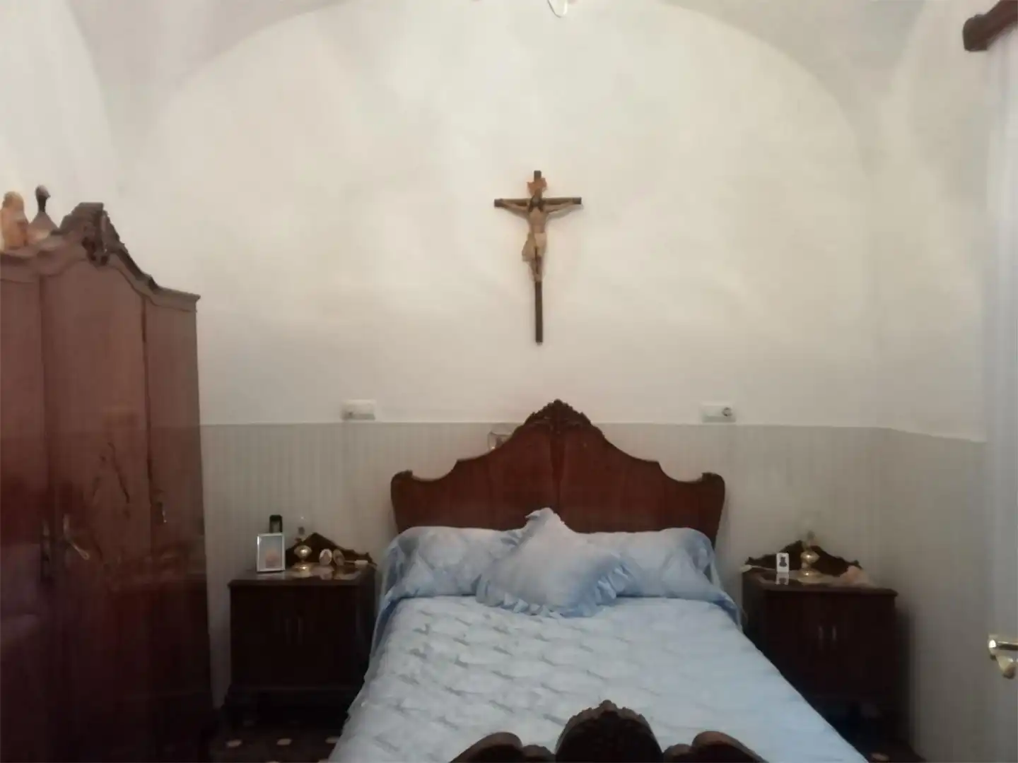 Casa adosada en venda a Calle Eras, 121, Castuera Dormitori de Casa adosada en venda en Castuera amb Aire condicionat, Traster i Balcó