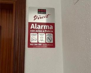 Dormitori de Pis de lloguer en Villena amb Calefacció, Terrassa i Traster