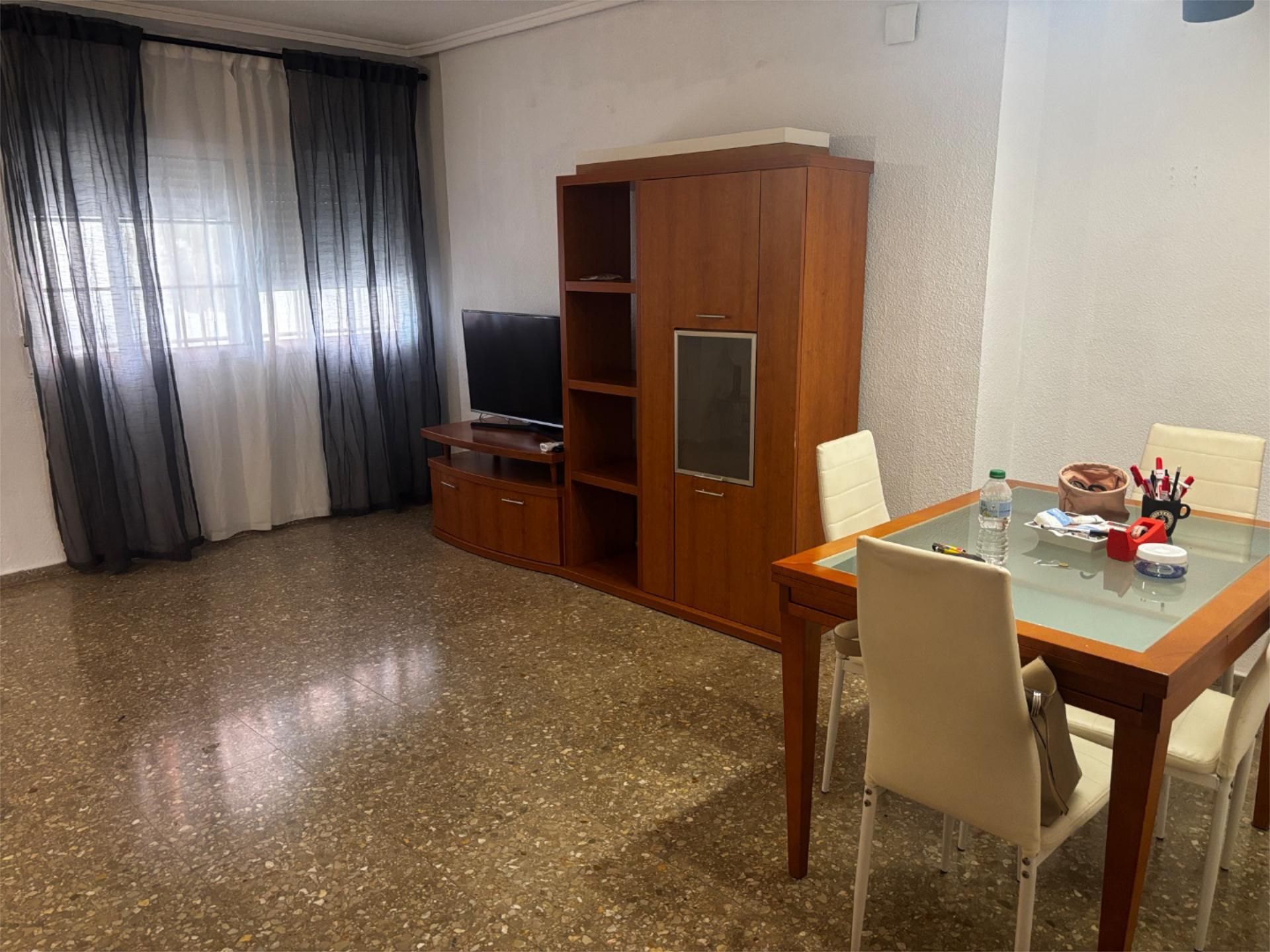 Flat to rent in Carrer de Fuencaliente, 20, La Creu del Grau