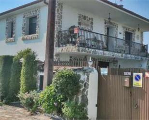 Vista exterior de Casa o xalet en venda en A Pobra do Brollón  amb Calefacció, Jardí privat i Terrassa