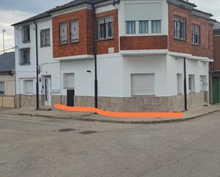 Vista exterior de Apartament de lloguer en Ponferrada amb Calefacció, Parquet i Moblat