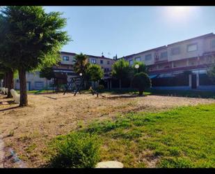 Garden of Flat to rent in Badajoz Capital  with Air Conditioner, Heating and Storage room