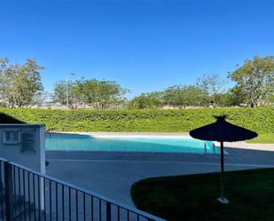 Swimming pool of Flat to rent in  Lleida Capital  with Air Conditioner, Heating and Private garden