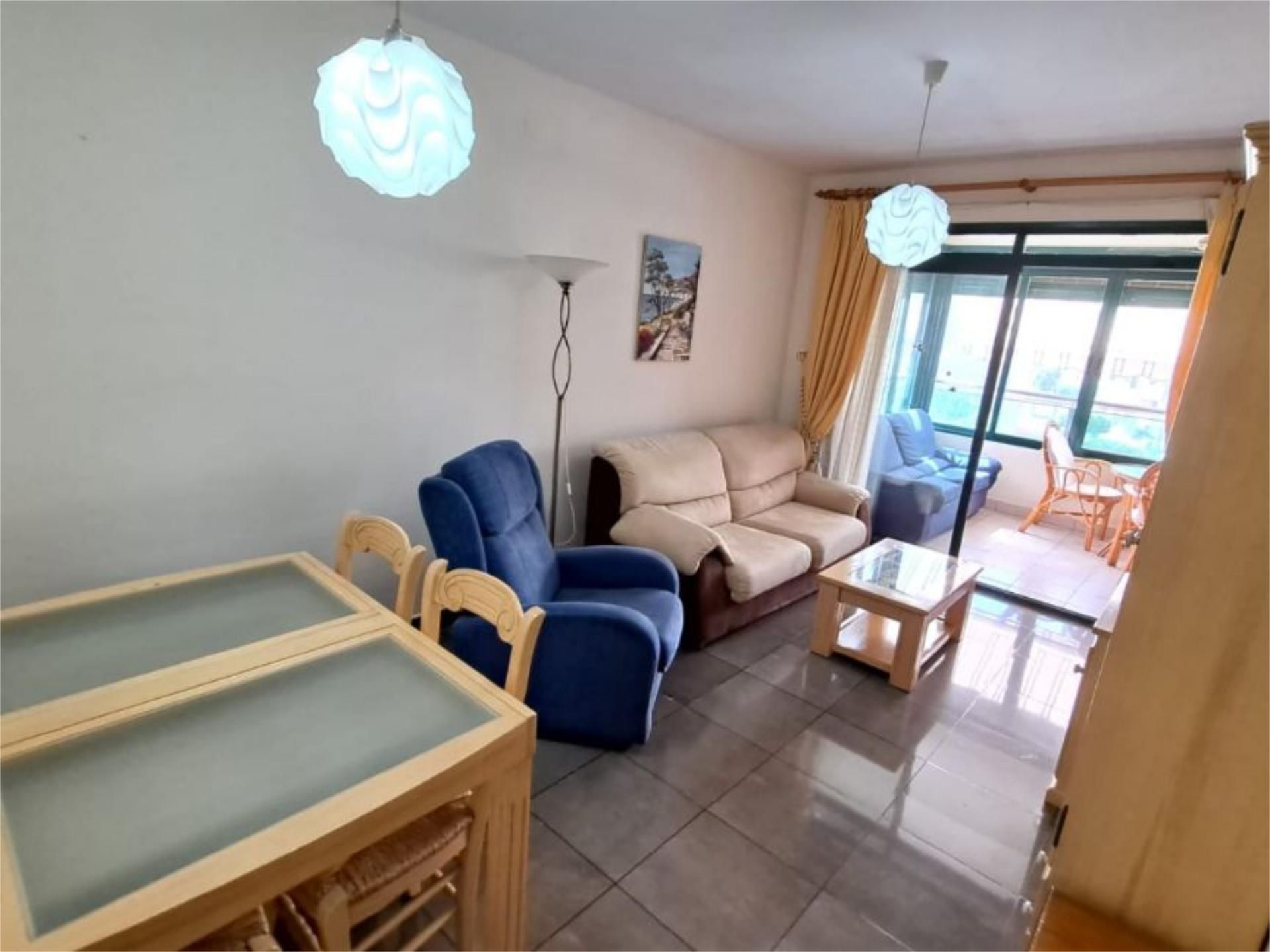 Sala d'estar de Pis en venda en Benidorm amb Aire condicionat, Terrassa i Piscina