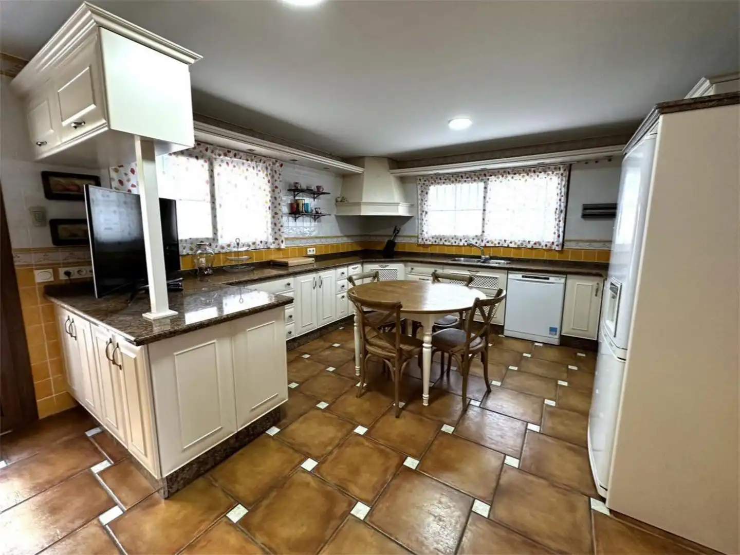 Habitación en Calle la Zarzuela, 111, Capellanía - Retamar Habitación en Calle la Zarzuela, 111, Capellanía - Retamar