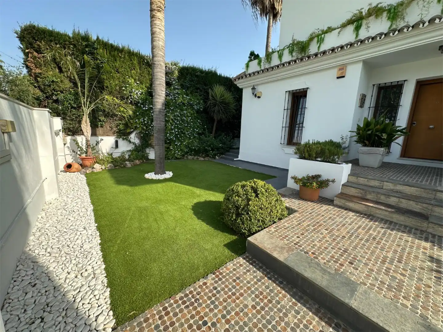 Habitación en Calle la Zarzuela, 111, Capellanía - Retamar Jardín de Casa o chalet para compartir en Alhaurín de la Torre con Aire acondicionado, Calefacción y Jardín privado