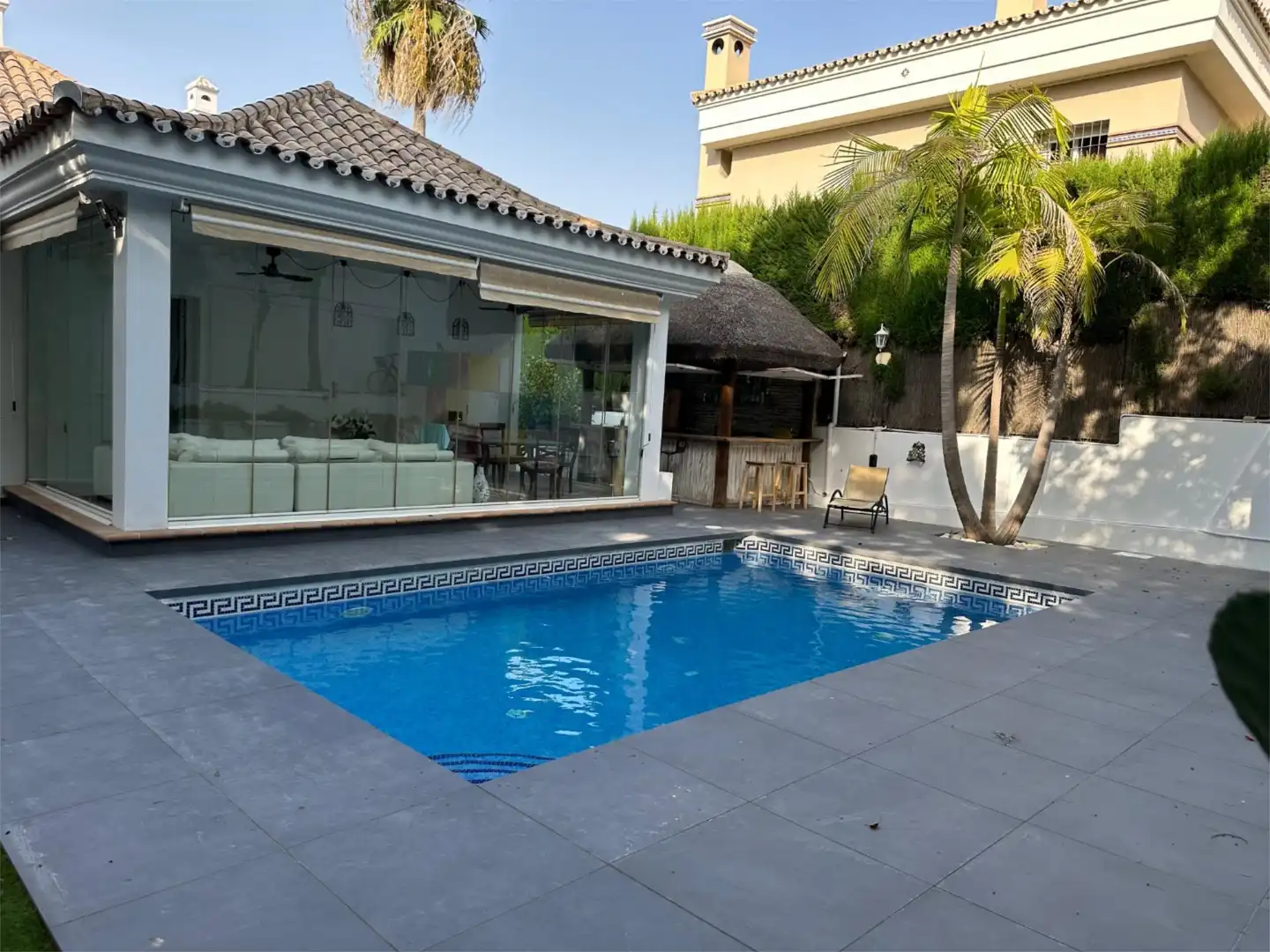 Habitación en Calle la Zarzuela, 111, Capellanía - Retamar Piscina de Casa o chalet para compartir en Alhaurín de la Torre con Aire acondicionado, Calefacción y Jardín privado