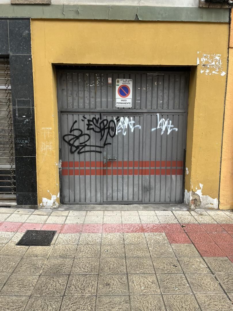 Exterior view of Garage to rent in León Capital 
