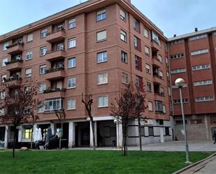 Flat to share in Plaza Fermín Gurbindo, 2, San Millán - Ayuntamiento