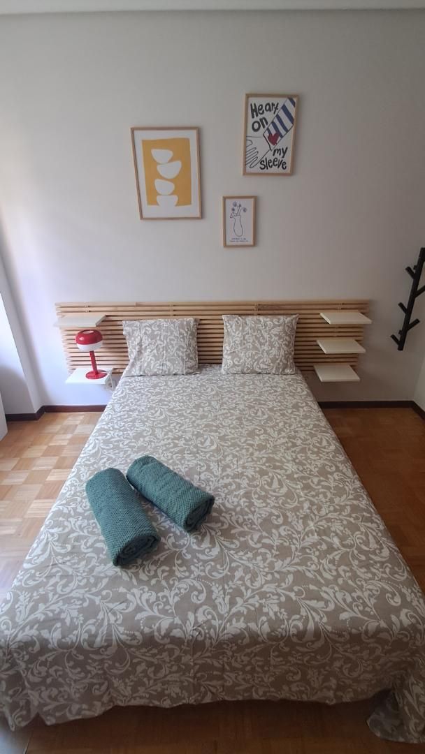 Flat to share in Plaza Fermín Gurbindo, 2, San Millán - Ayuntamiento