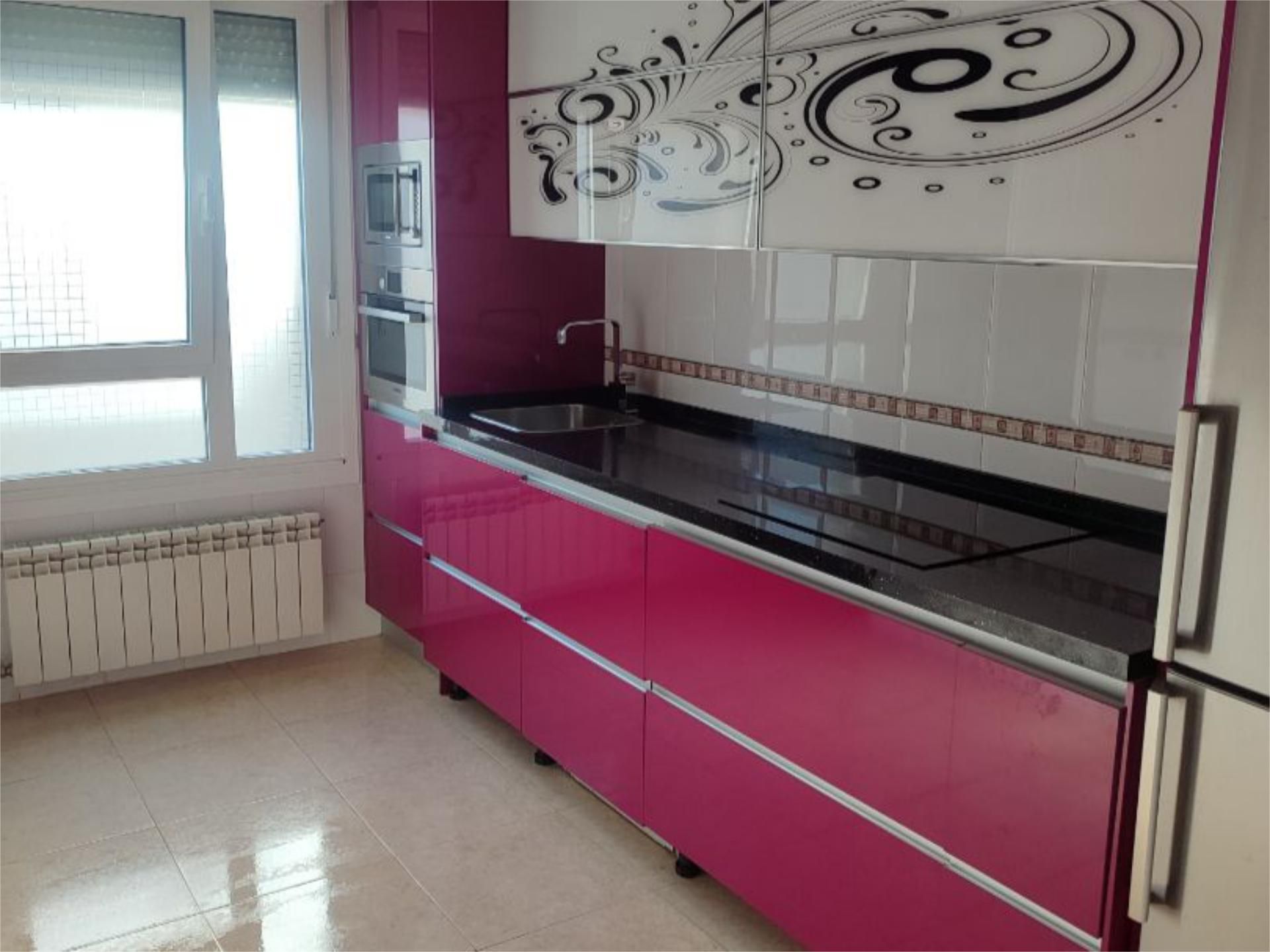 Kitchen of Flat for sale in Villalobón  with Terrace