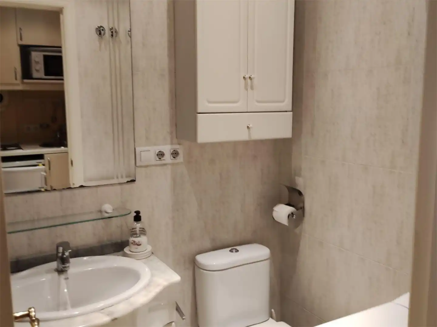 Apartament de lloguer a Calle del Doctor Esquerdo, 160, Pacífico Bany de Apartament de lloguer en Madrid Capital amb Aire condicionat