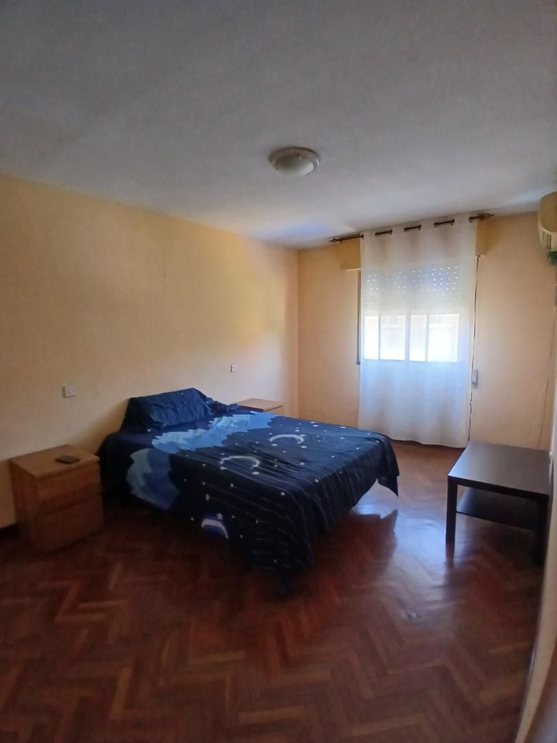 House or chalet to share in Calle Portal de Belén, 35, La Poveda