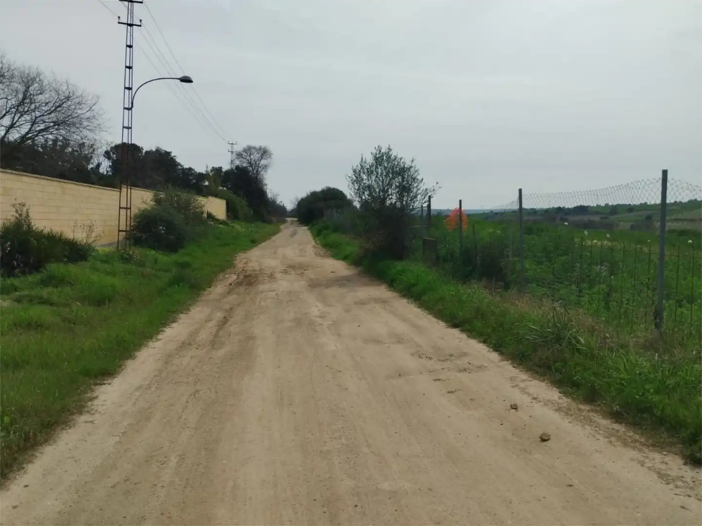 Constructible Land for sale in Sanlúcar la Mayor