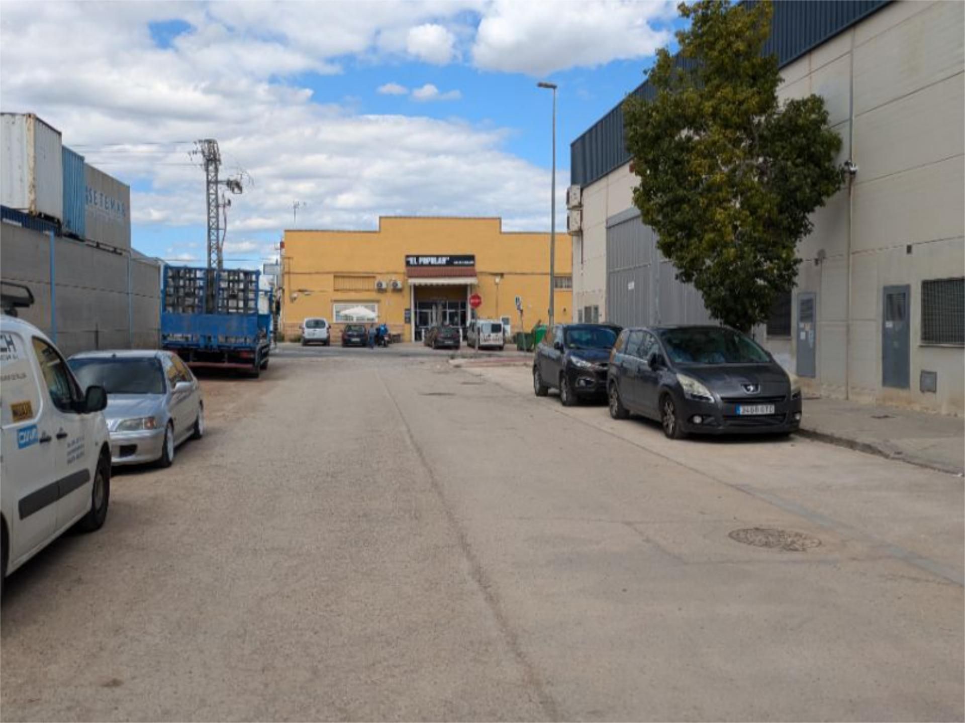 Aparcament de Nau industrial de lloguer en Quart de Poblet