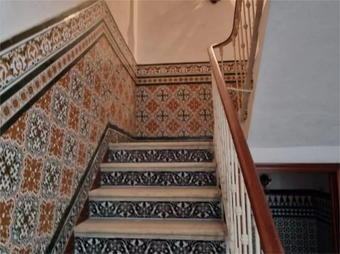 Flat for sale in Calle Real, 12, Barrio Bajo Flat for sale in San Juan de Aznalfarache with Terrace and Balcony