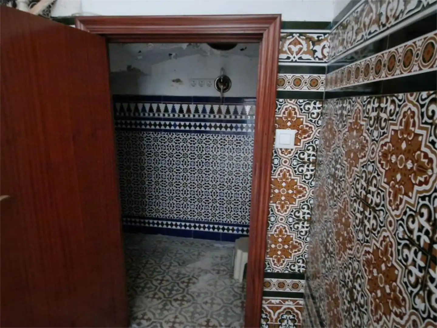 Flat for sale in Calle Real, 12, Barrio Bajo Flat for sale in San Juan de Aznalfarache with Terrace and Balcony