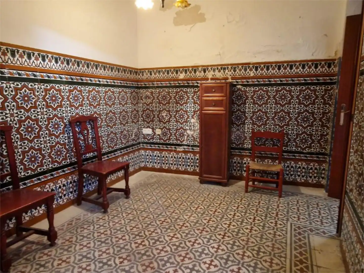 Flat for sale in Calle Real, 12, Barrio Bajo Flat for sale in San Juan de Aznalfarache with Terrace and Balcony