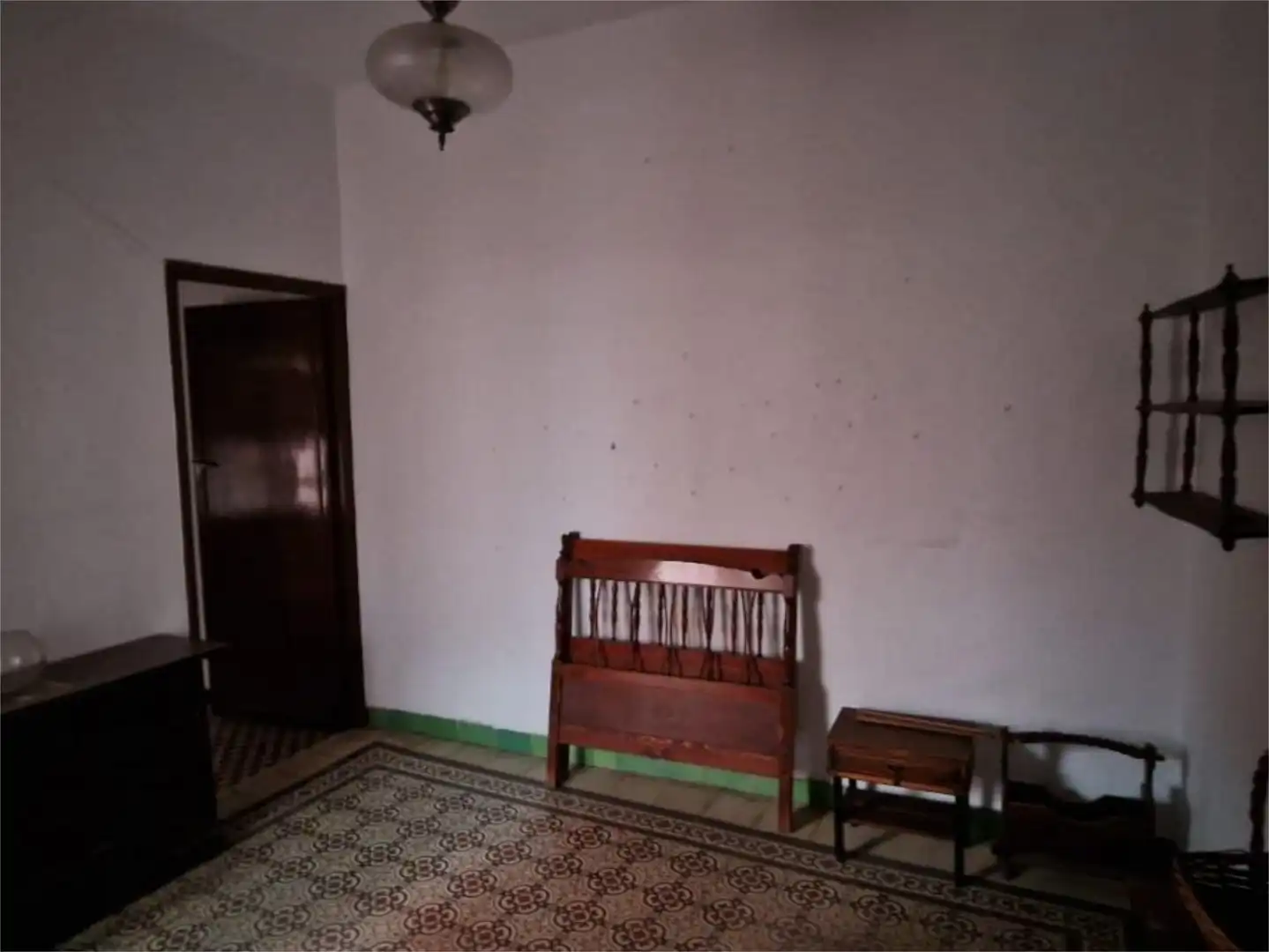 Flat for sale in Calle Real, 12, Barrio Bajo Flat for sale in San Juan de Aznalfarache with Terrace and Balcony