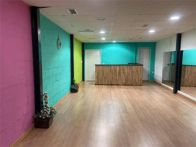 Local comercial en Alquiler en Nuevo Parque - Los Rosales - Tráfico Pesado