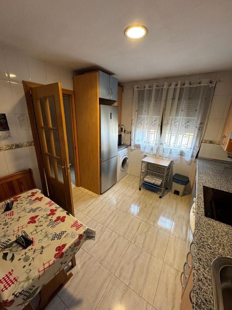 Casa o xalet en venda a Calle del Calvario, 1a, Numancia de la Sagra Dormitori de Casa o xalet en venda en Numancia de la Sagra amb Aire condicionat i Terrassa