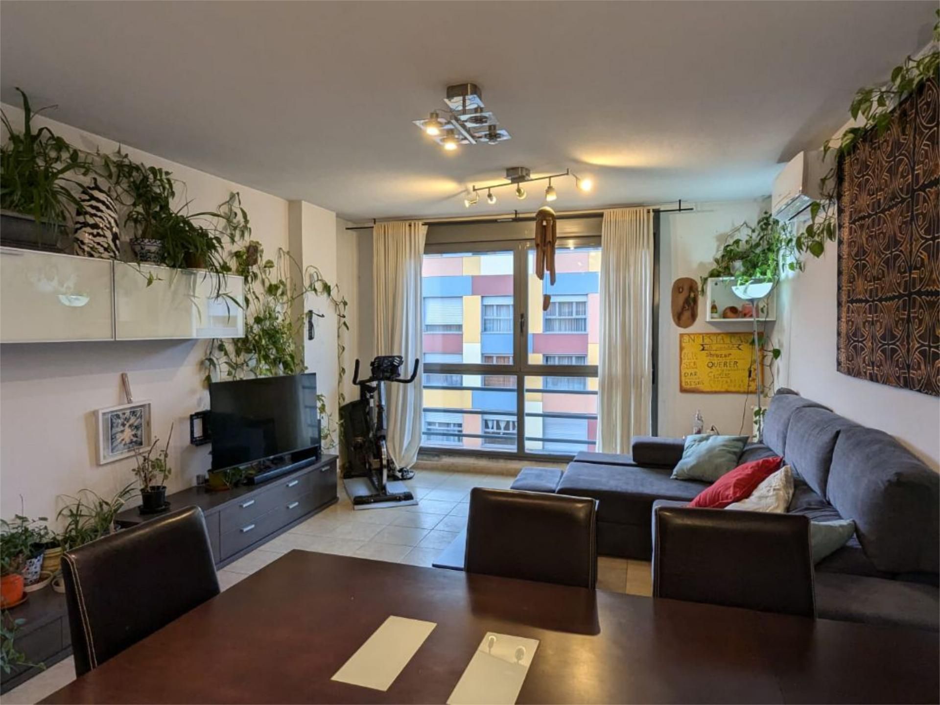 Living room of Flat to share in Guadalajara Capital  with Air Conditioner, Heating and Private garden