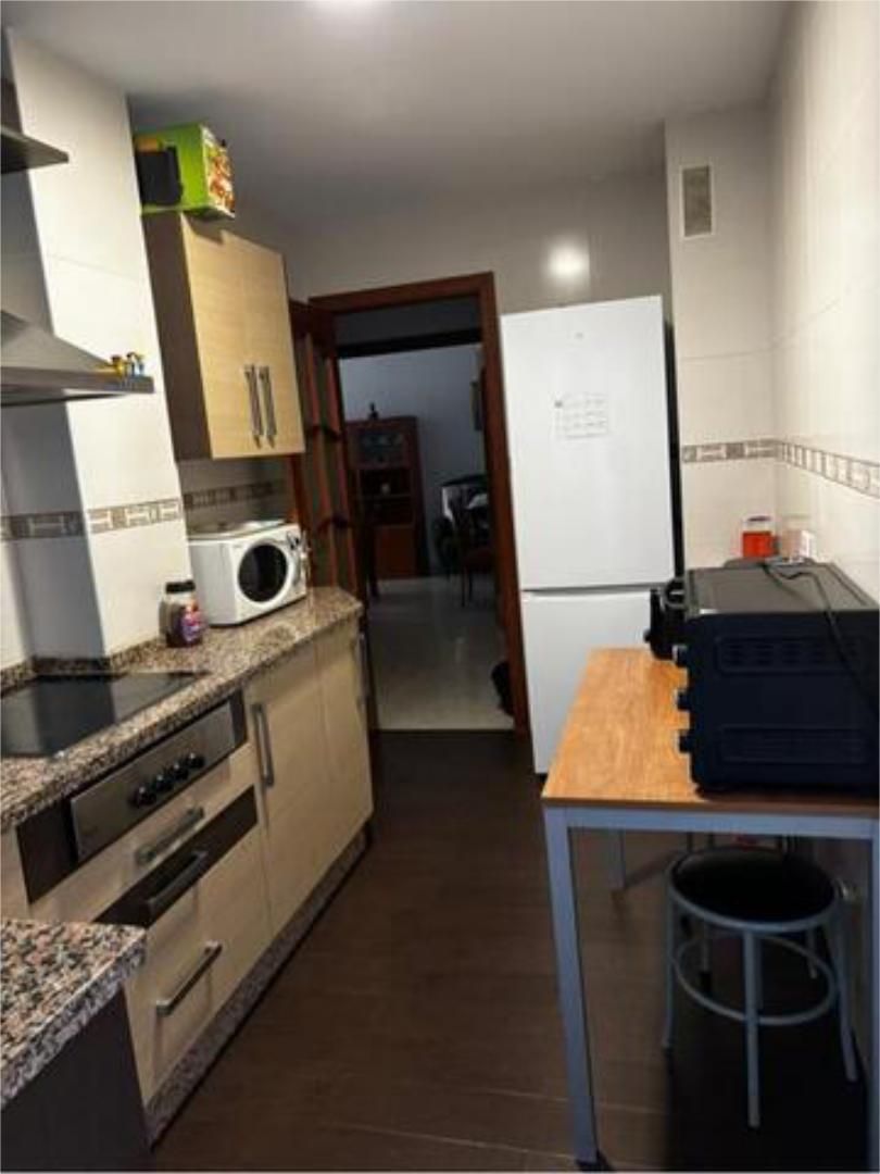 Kitchen of Study to share in Badajoz Capital  with Terrace and Furnished