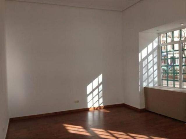 Local comercial en Alquiler en Universidad - Malasaña