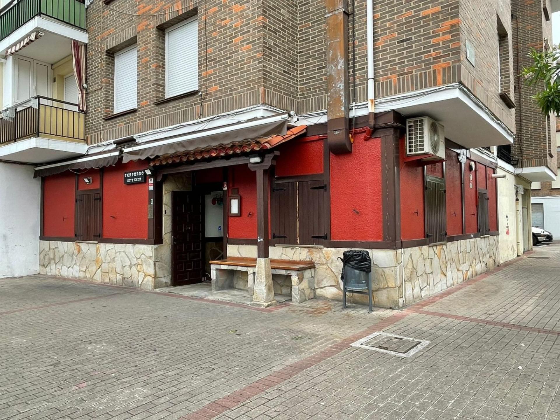 Premises for sale in Igorre  with Air Conditioner and Furnished