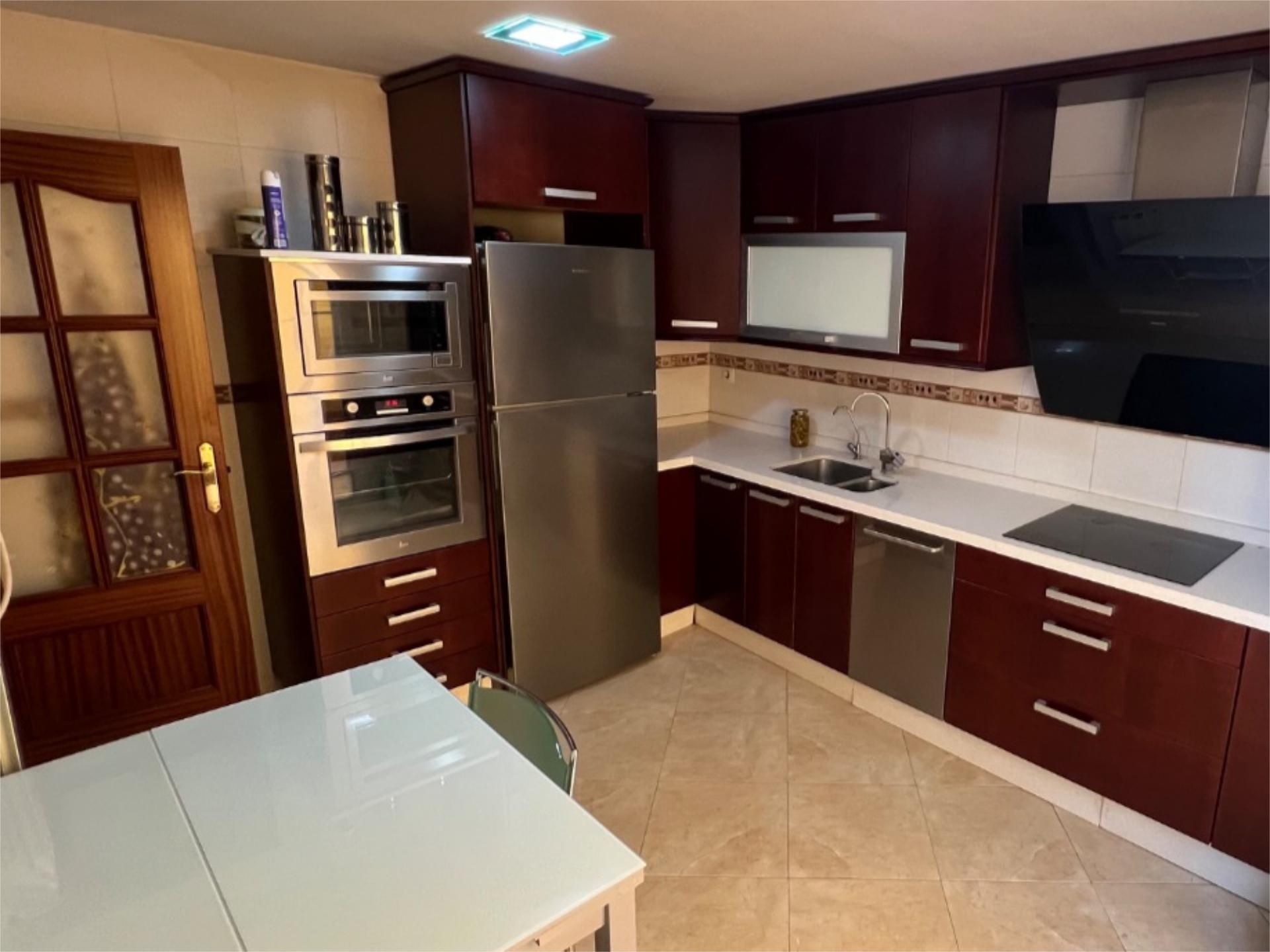 Cuina de Pis en venda en Atarfe amb Aire condicionat, Calefacció i Parquet