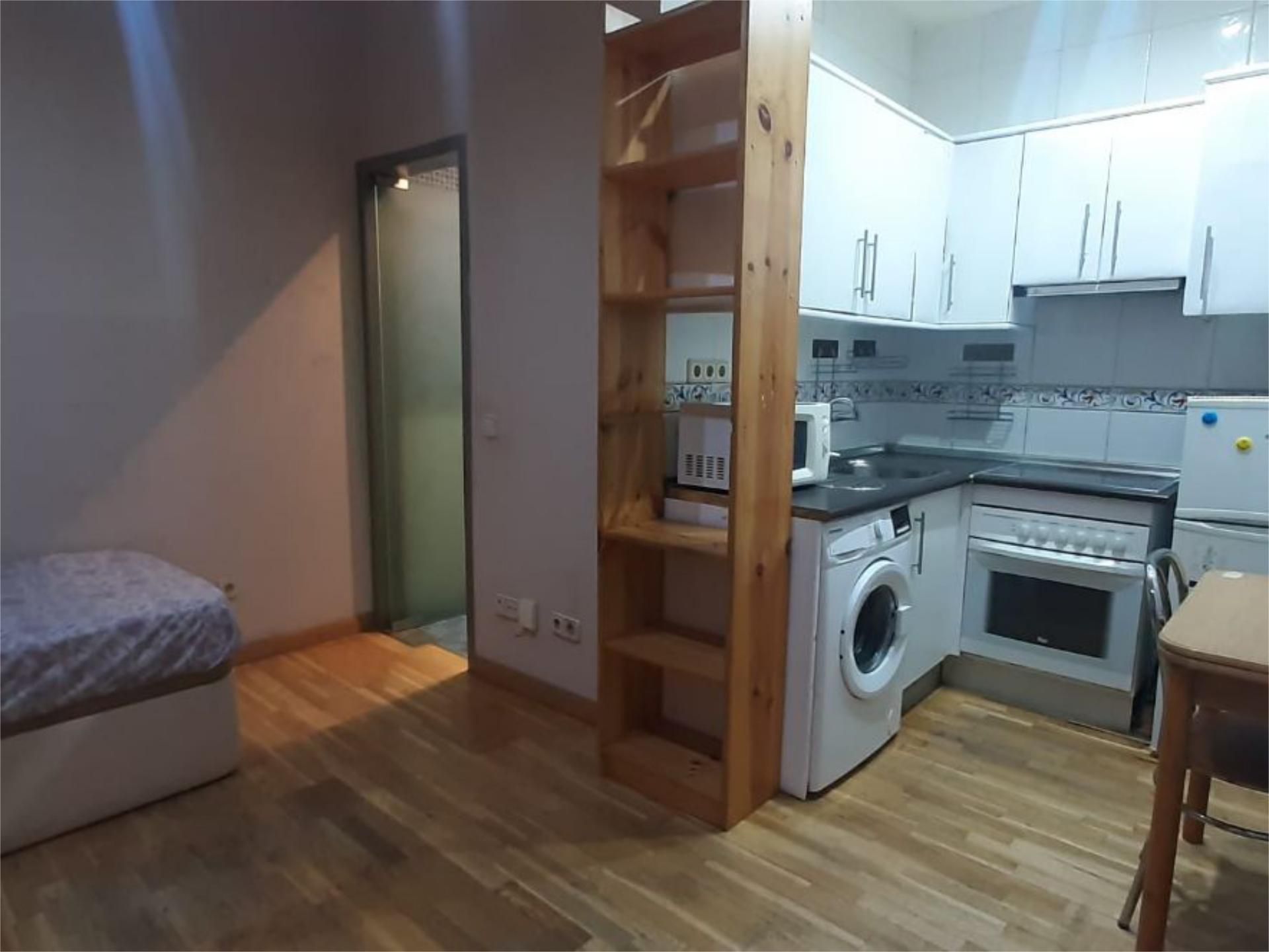 Cocina de Piso en venta en  Madrid Capital con Parquet