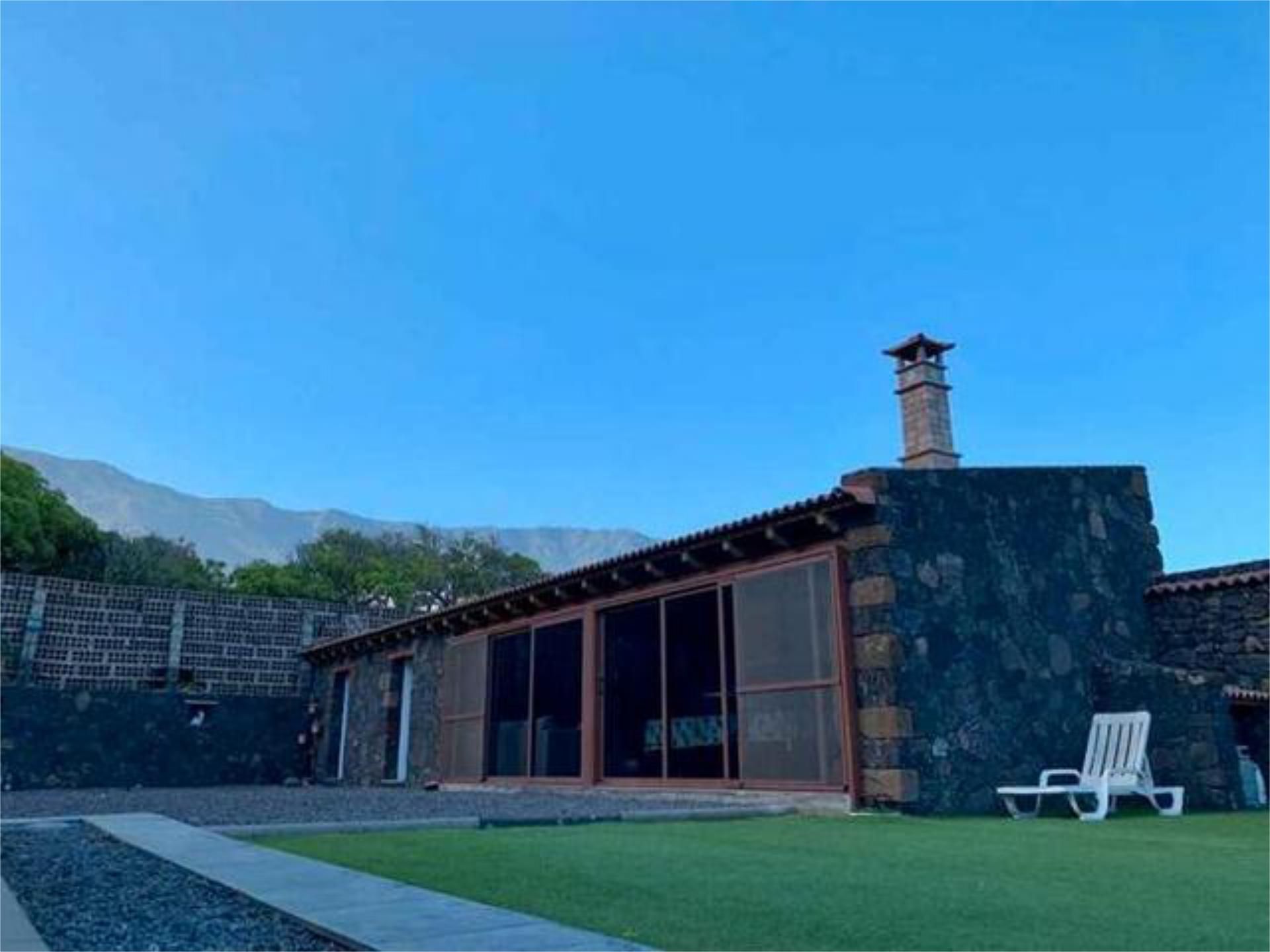 Vista exterior de Apartament de lloguer en Frontera amb Jardí privat i Moblat