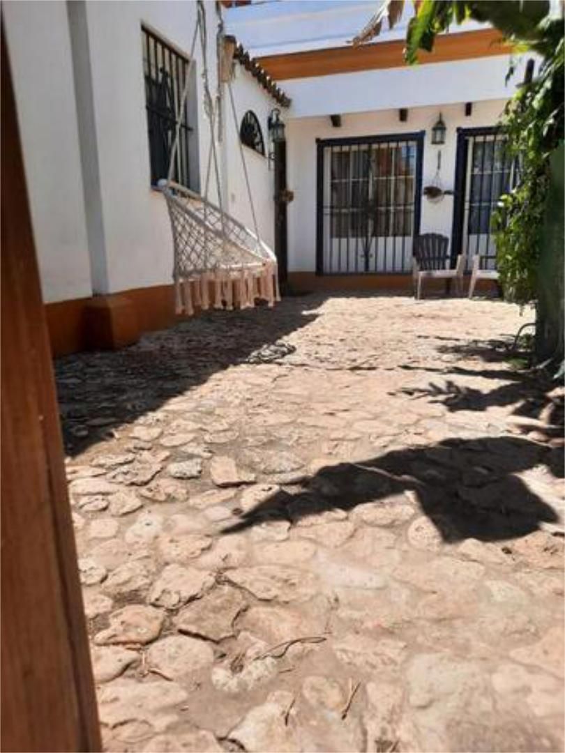 Vista exterior de Casa o xalet de lloguer en Chipiona amb Calefacció, Jardí privat i Terrassa