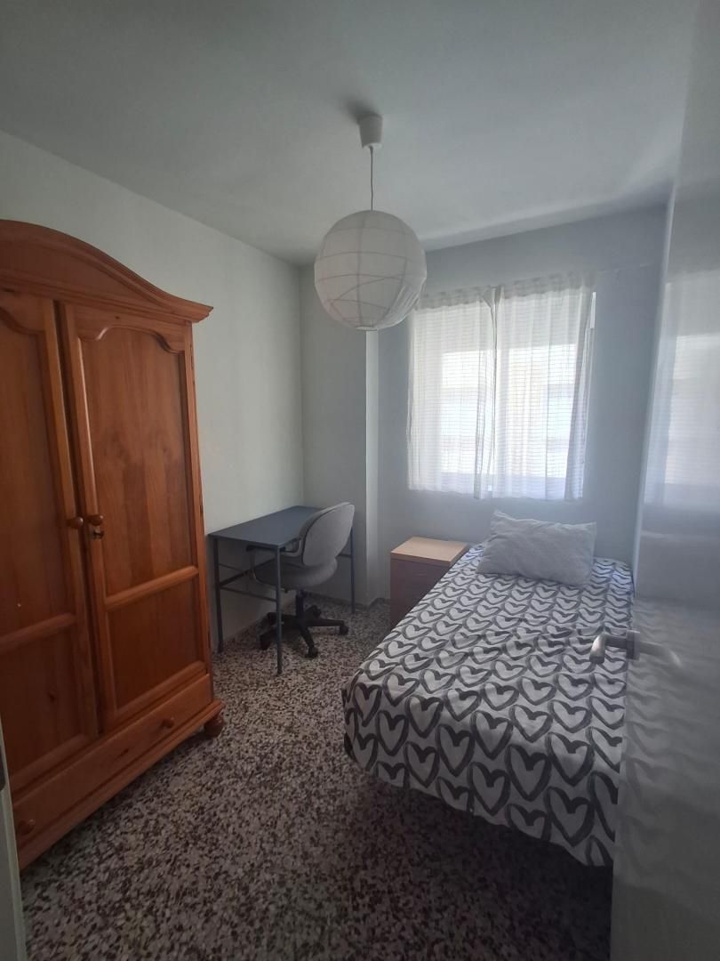 Bedroom of Flat to share in  Córdoba Capital  with Air Conditioner, Parquet flooring and Furnished