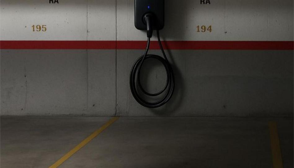 Foto 1 de Garatge de lloguer a Calle Tera, 1, El Bosque, Madrid