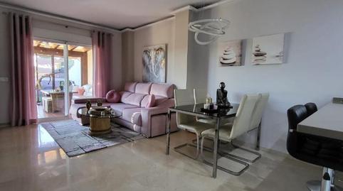 Foto 2 de Àtic en venda a Calle Gustavo Adolfo Bequer, 1, Zona Calvario, Estepona