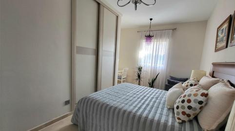 Foto 5 de Àtic en venda a Calle Gustavo Adolfo Bequer, 1, Zona Calvario, Estepona