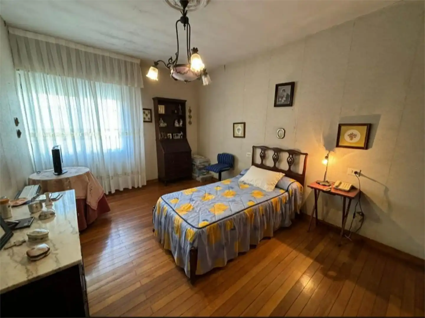 Wohnung zum Verkauf in Rúa Rafael Calleja, 39, A Pobra do Caramiñal Schlafzimmer von Wohnung zum Verkauf in A Pobra do Caramiñal mit Heizung, Privatgarten und Parkett