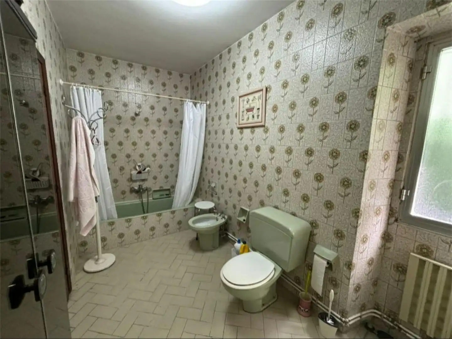 Wohnung zum Verkauf in Rúa Rafael Calleja, 39, A Pobra do Caramiñal Badezimmer von Wohnung zum Verkauf in A Pobra do Caramiñal mit Heizung, Privatgarten und Parkett