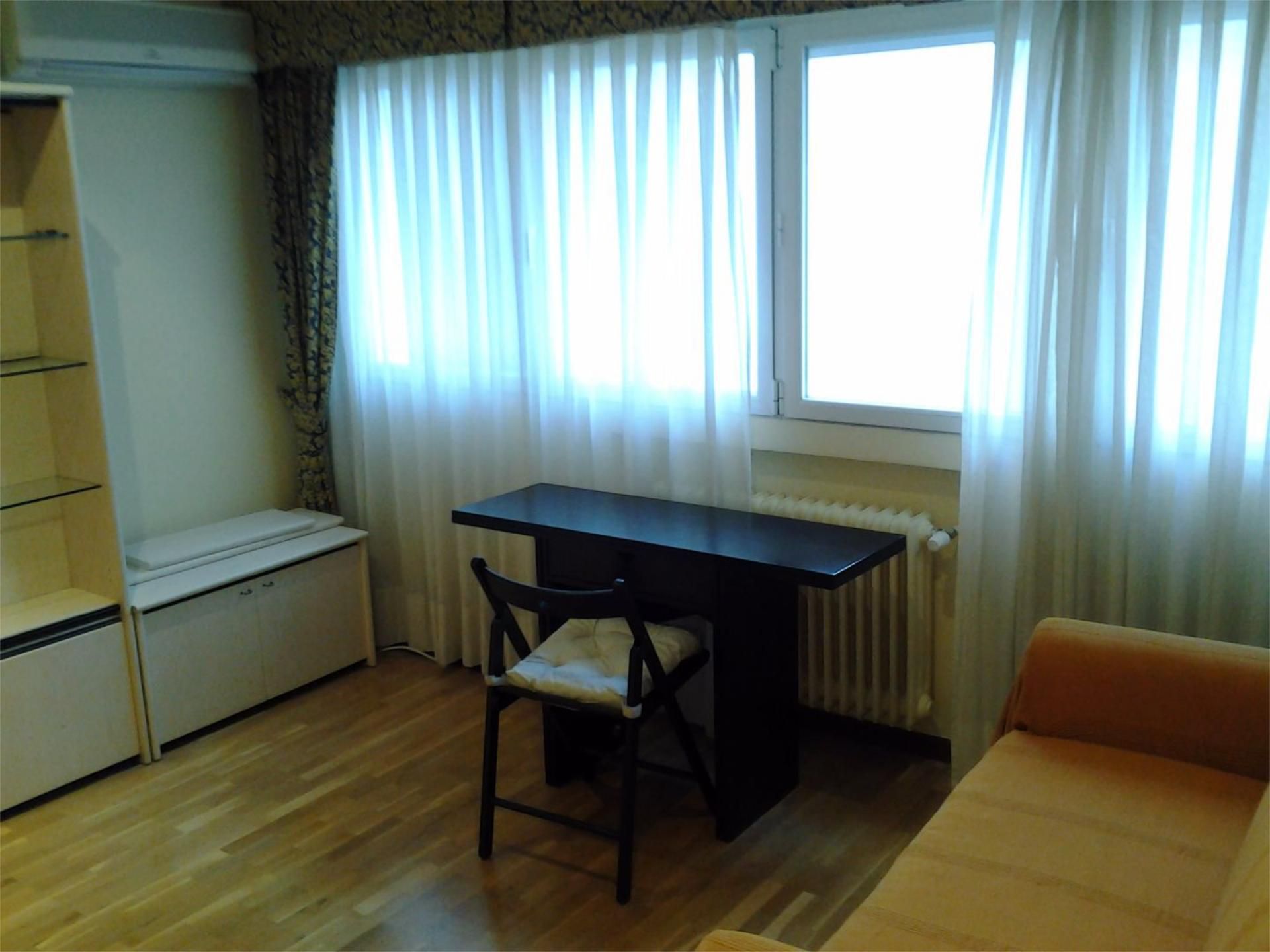 Dormitori de Apartament de lloguer en  Madrid Capital amb Aire condicionat