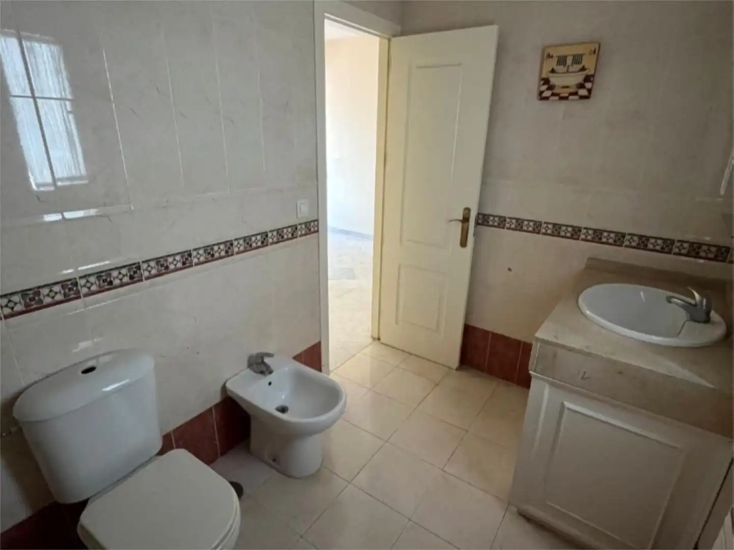 Flat for sale in Avenida Alcalde Jesús Mantaras, 6, Chapín - Campus Universitario - Navinco Bathroom of Flat for sale in Jerez de la Frontera with Air Conditioner, Private garden and Terrace