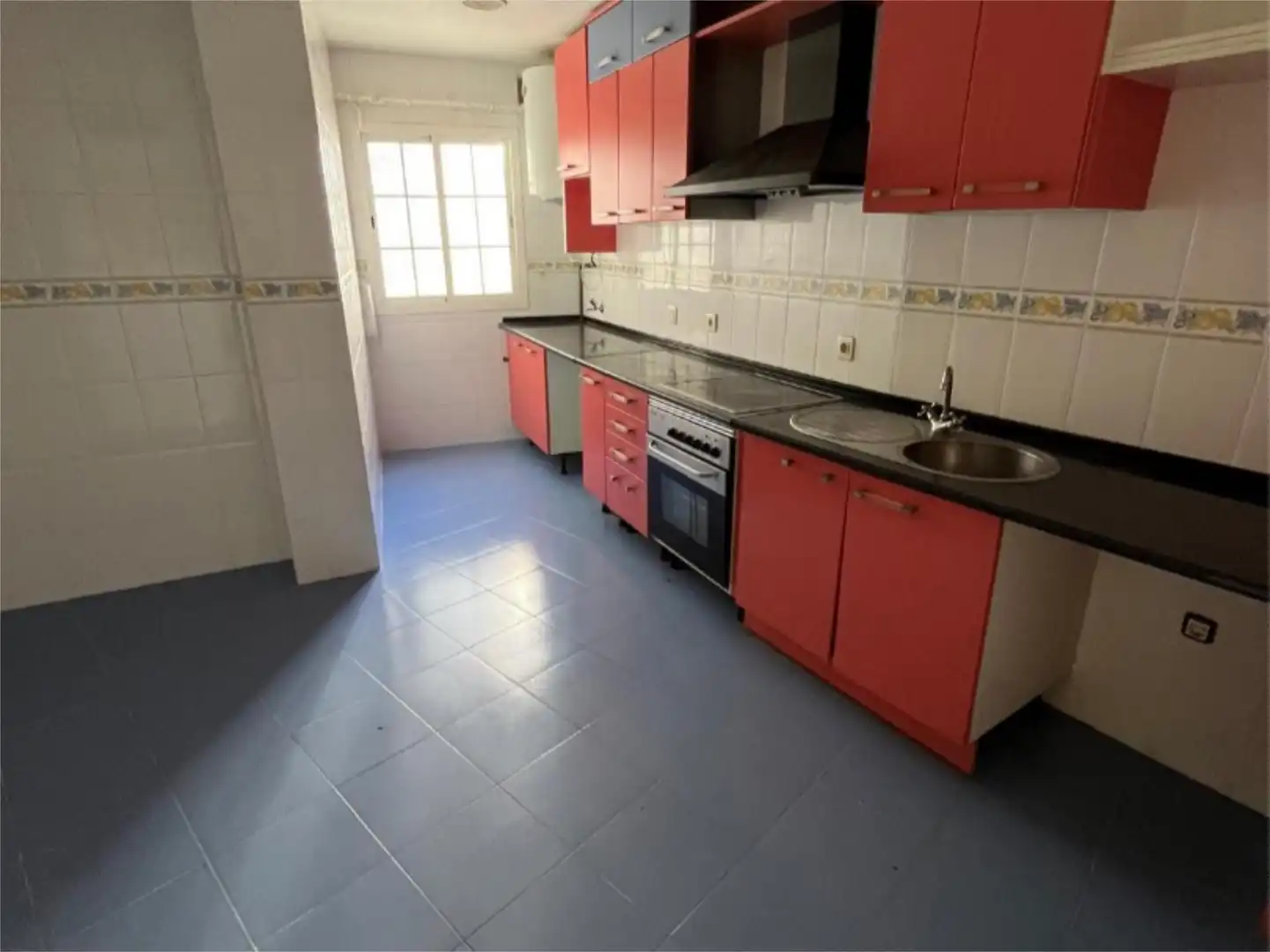Flat for sale in Avenida Alcalde Jesús Mantaras, 6, Chapín - Campus Universitario - Navinco Kitchen of Flat for sale in Jerez de la Frontera with Air Conditioner, Private garden and Terrace
