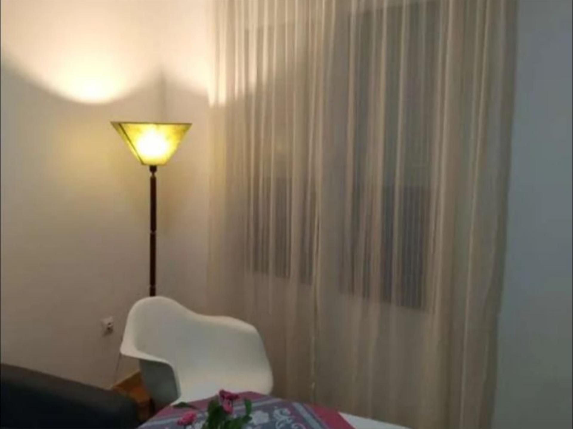 Dormitori de Pis de lloguer en Almendralejo amb Aire condicionat, Calefacció i Parquet