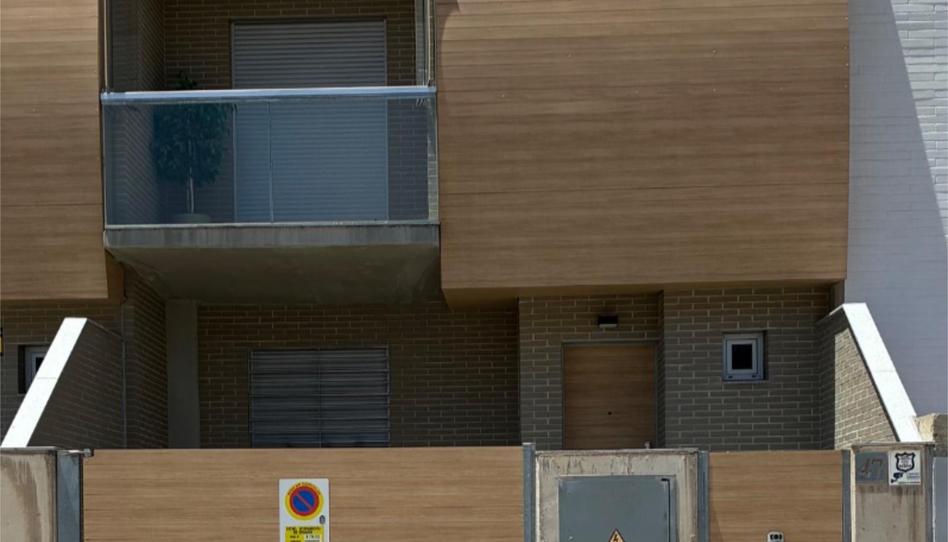 Casa o xalet en venda a Avenida de Juventudes Musicales, 47, Avda. Federico Garcia Lorca - Nueva Estación Autobuses, Granada - imatge 1 Foto 1 de Casa o xalet en venda a Avenida de Juventudes Musicales, 47, Avda. Federico Garcia Lorca - Nueva Estación Autobuses, Granada